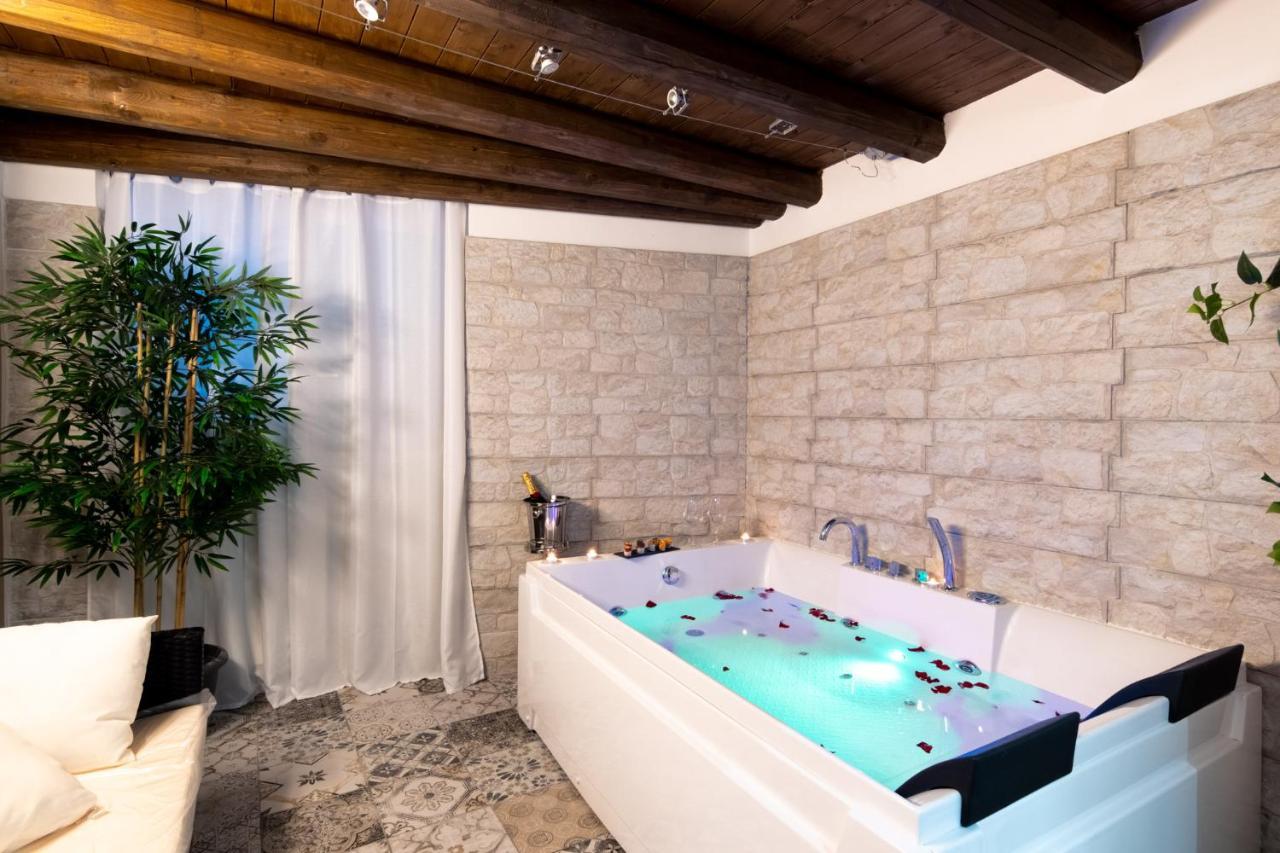 Principe Di Villafranca Suite パレルモ エクステリア 写真